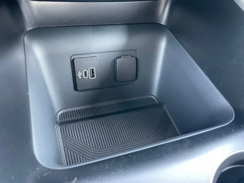 New 2026 Ford Explorer - photo 2