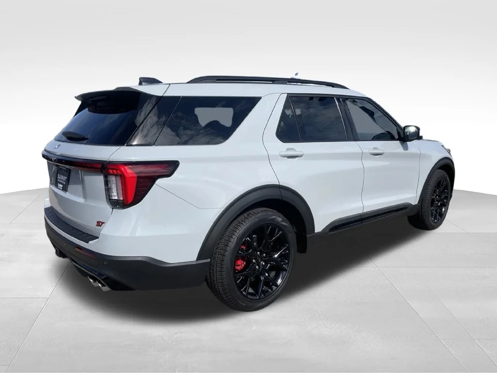New 2027 Ford Explorer - photo 2