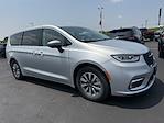 2023 Chrysler Pacifica FWD Minivan for sale #3658X - photo 3
