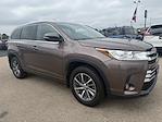 2017 Toyota Highlander AWD SUV for sale #3691X - photo 3
