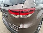 2017 Toyota Highlander AWD SUV for sale #3691X - photo 31