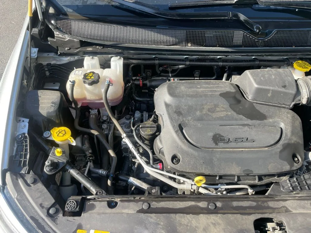 Used 2024 Chrysler Pacifica - photo 43