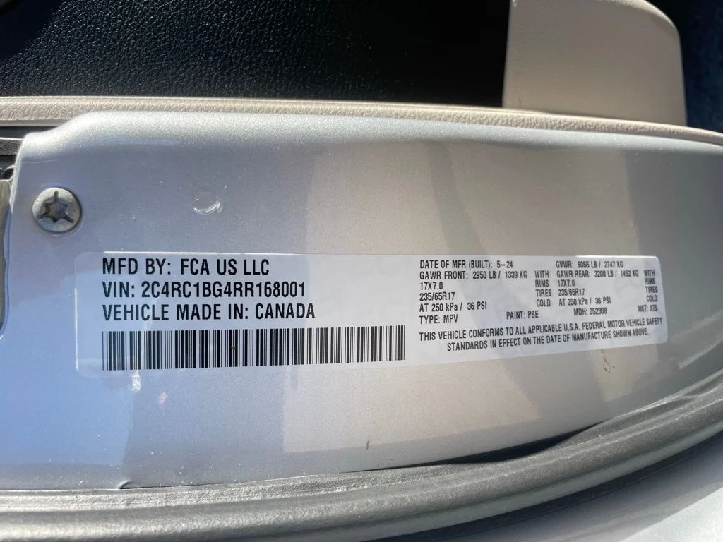 Used 2024 Chrysler Pacifica - photo 46