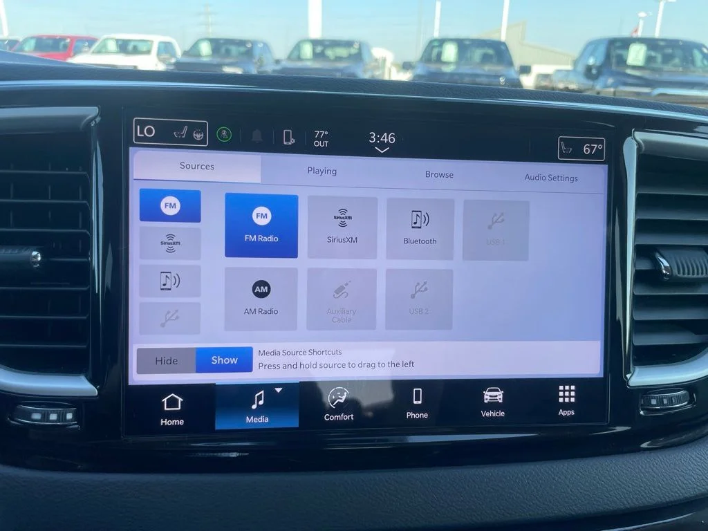 Used 2024 Chrysler Pacifica - photo 19