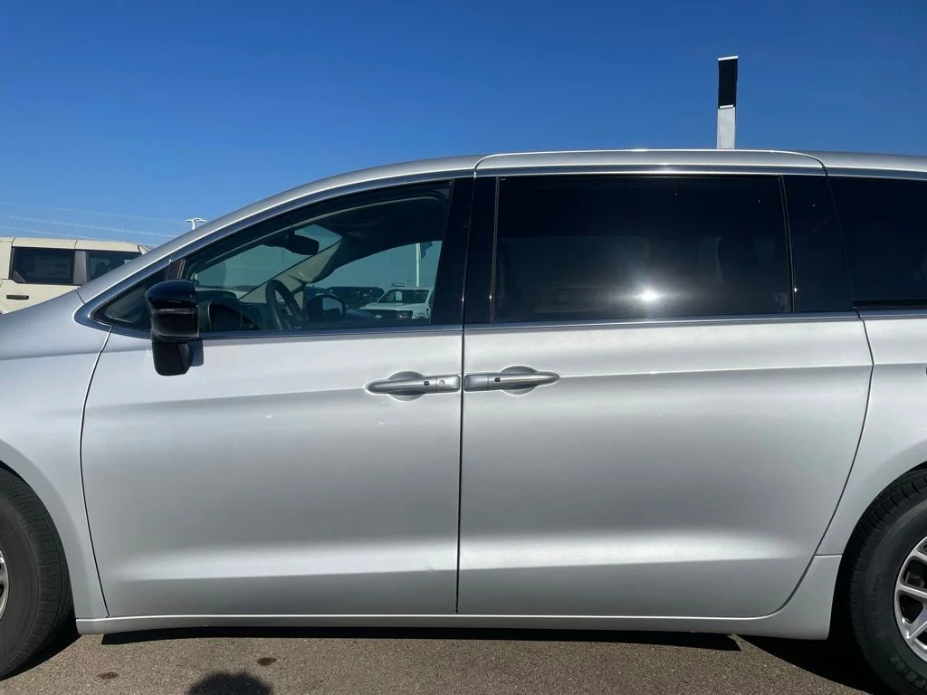Used 2024 Chrysler Pacifica - photo 30