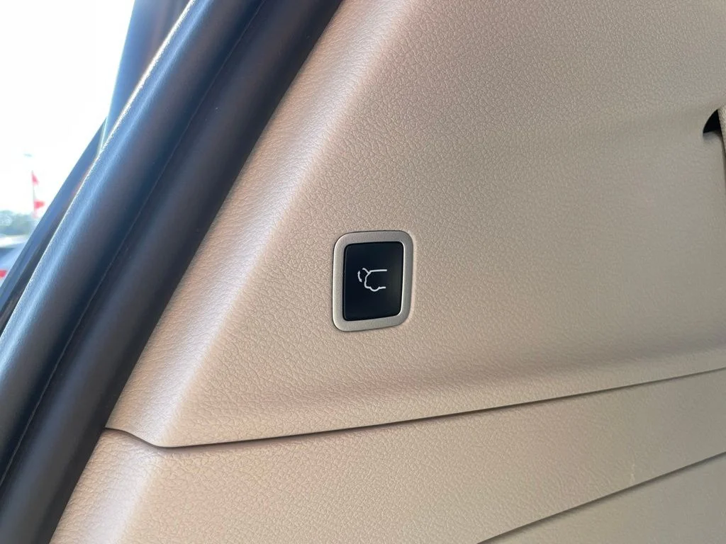 Used 2024 Chrysler Pacifica - photo 36
