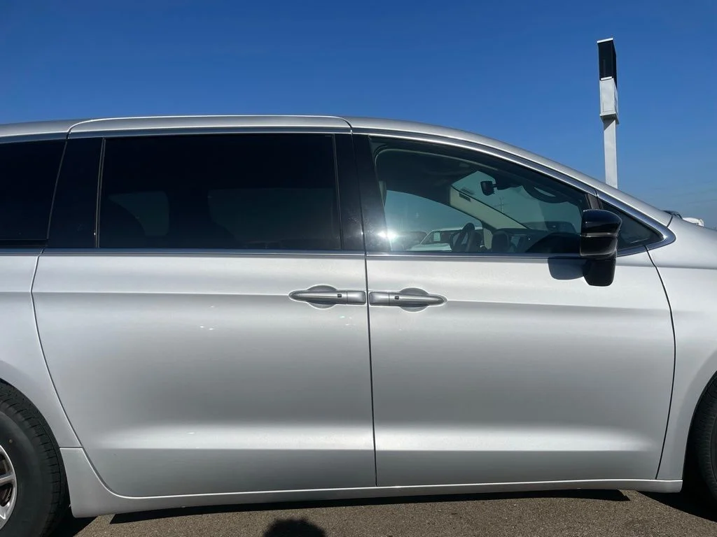 Used 2024 Chrysler Pacifica - photo 39