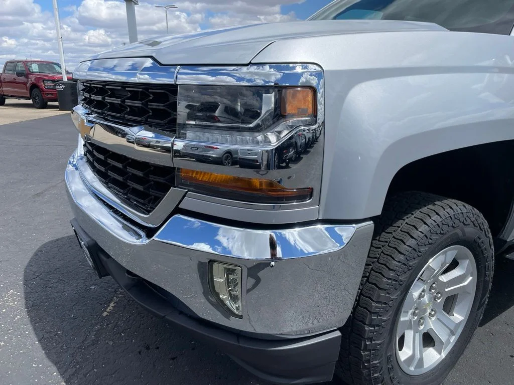 Used 2018 Chevrolet Silverado 1500 - photo 32