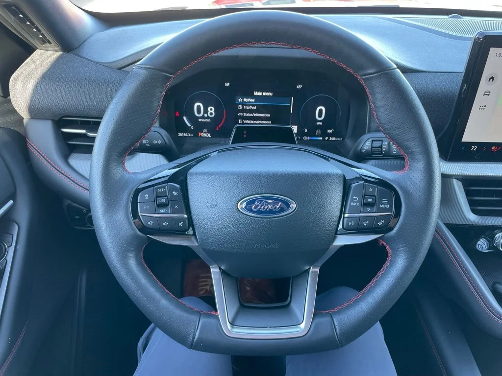 Used 2025 Ford Explorer - photo 28