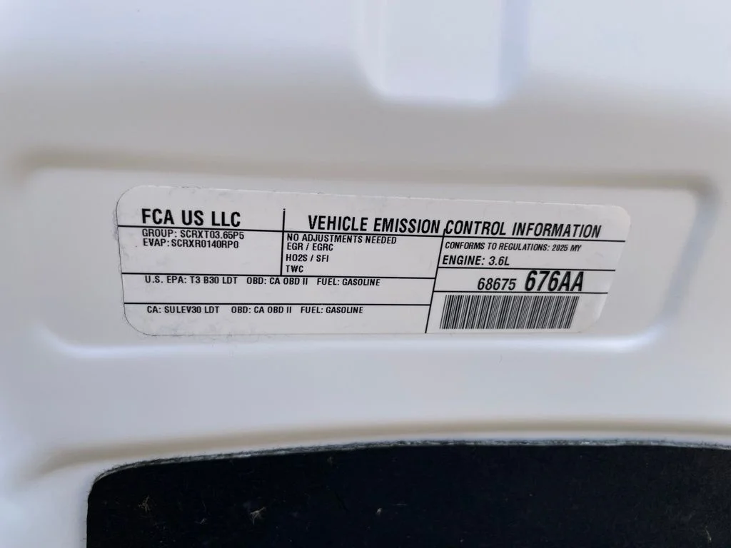 Used 2025 Chrysler Pacifica - photo 45