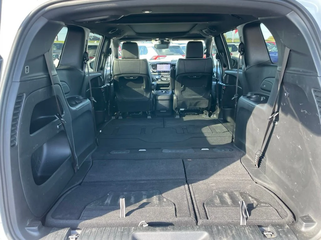Used 2025 Chrysler Pacifica - photo 36