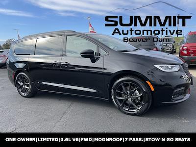 2025 Chrysler Pacifica FWD Minivan for sale #3873X - photo 1