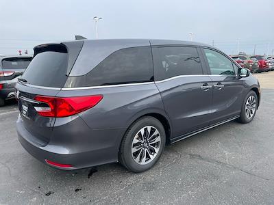 Used 2024 Honda Odyssey - photo 2