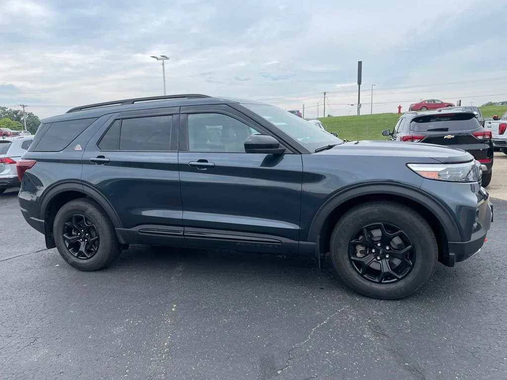 Used 2023 Ford Explorer - photo 1