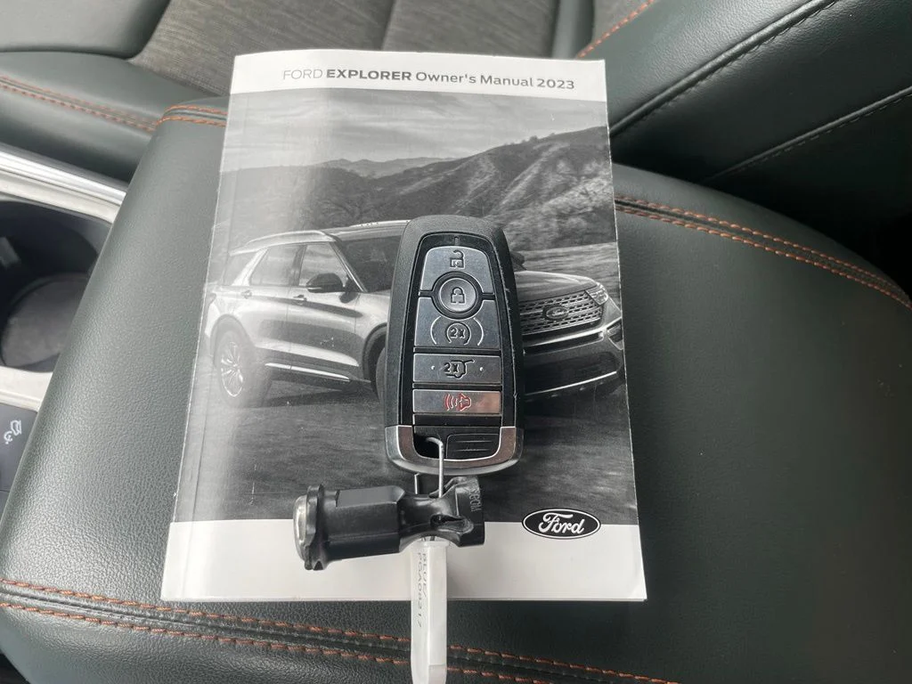 Used 2023 Ford Explorer - photo 47