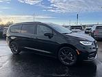 2025 Chrysler Pacifica FWD Minivan for sale #3927X - photo 2