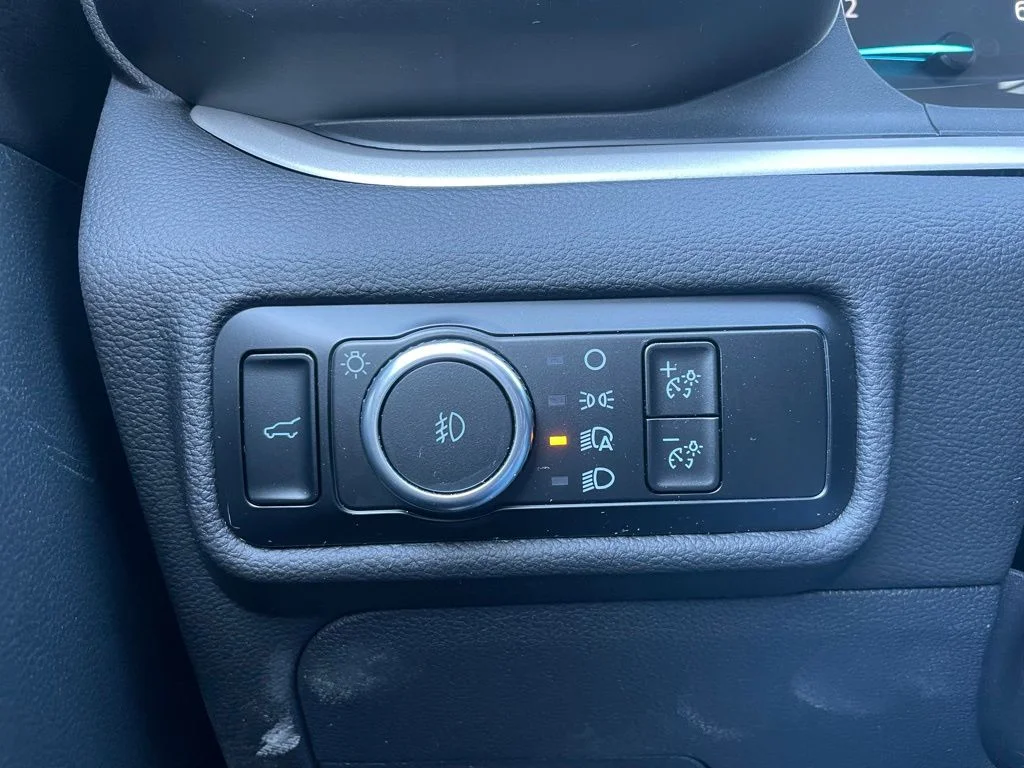 Used 2023 Ford Explorer - photo 49