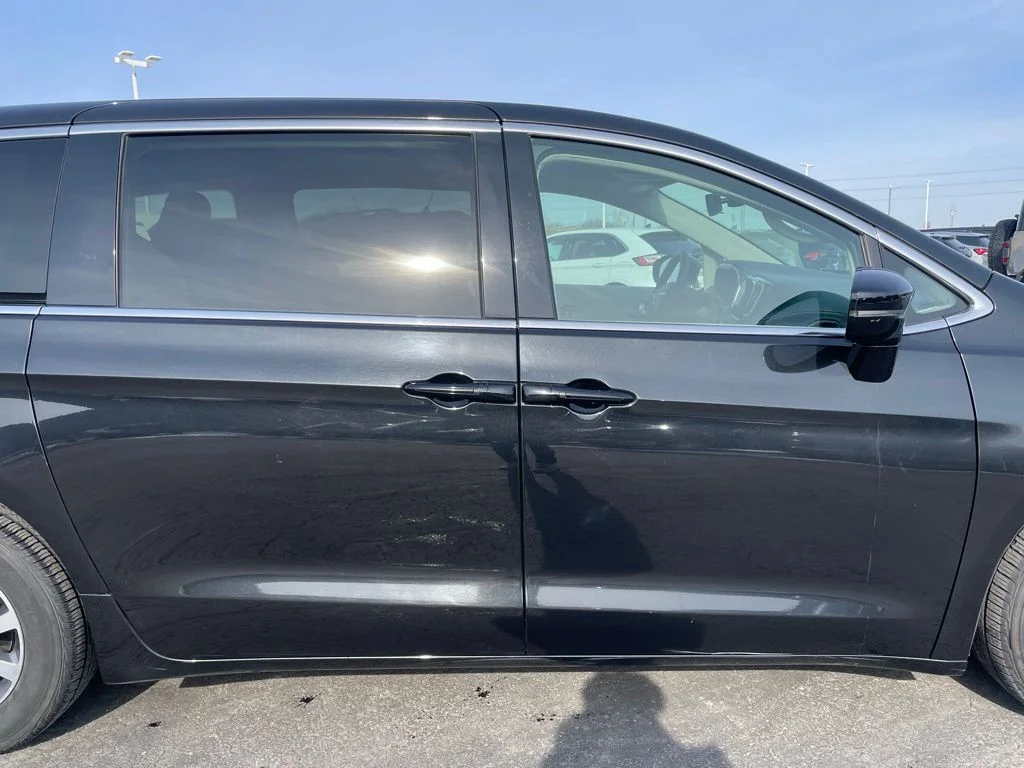 Used 2024 Chrysler Pacifica - photo 31