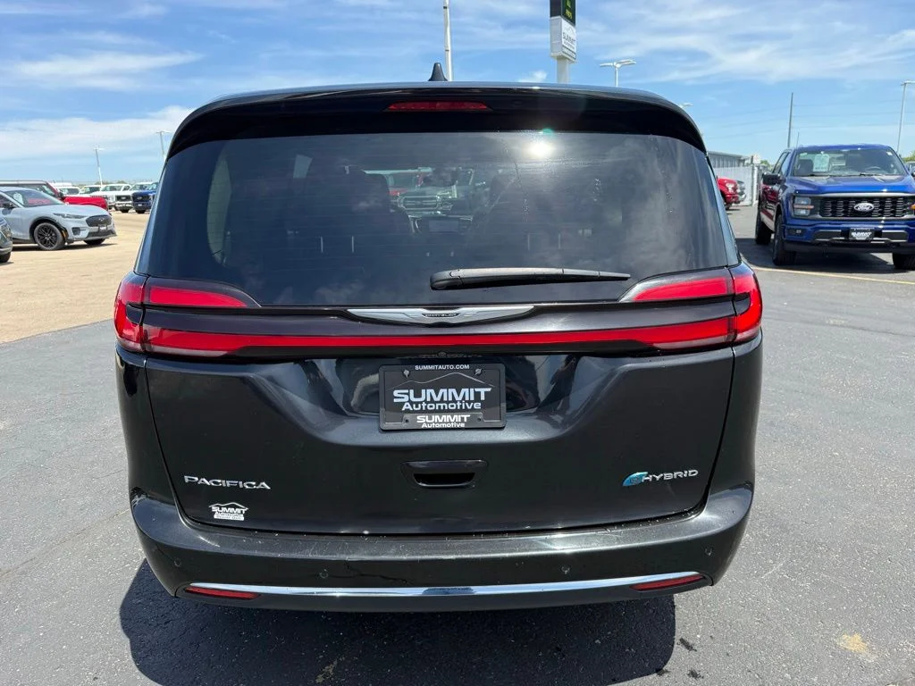 Used 2024 Chrysler Pacifica - photo 33