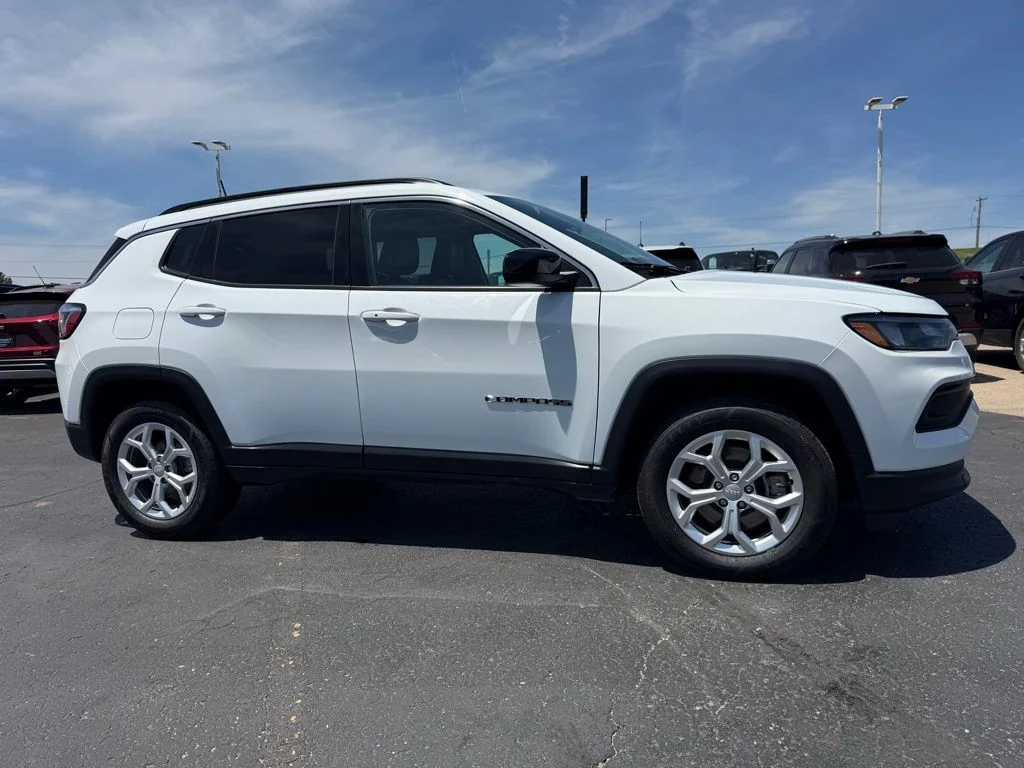 Used 2024 Jeep Compass - photo 5