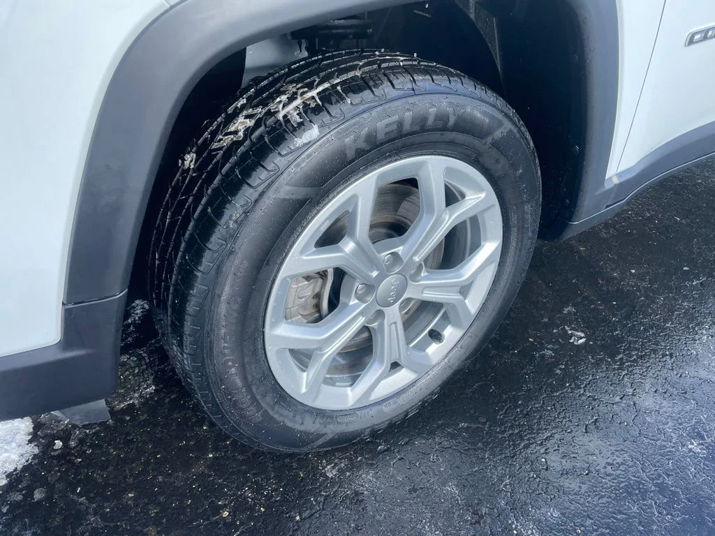 Used 2024 Jeep Compass - photo 6
