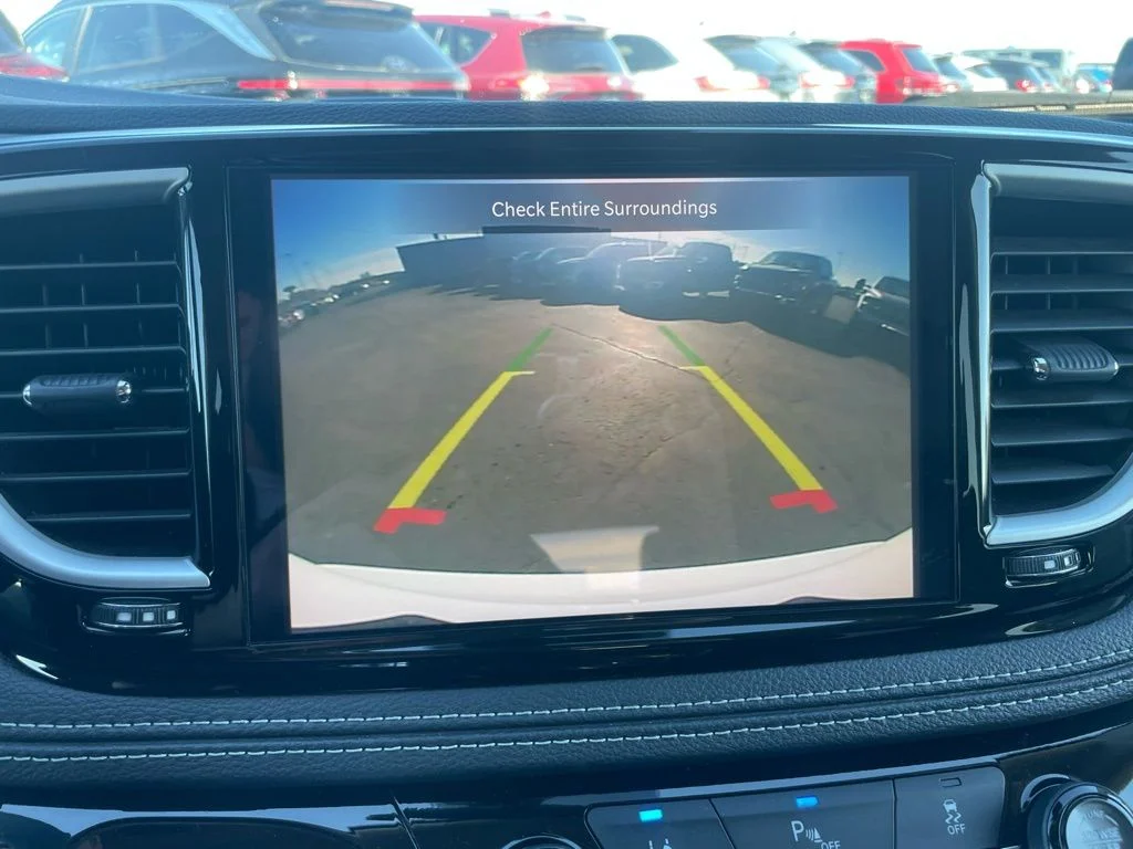 Used 2024 Chrysler Pacifica - photo 23