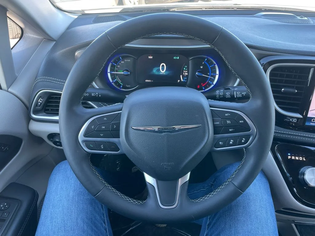 Used 2024 Chrysler Pacifica - photo 27