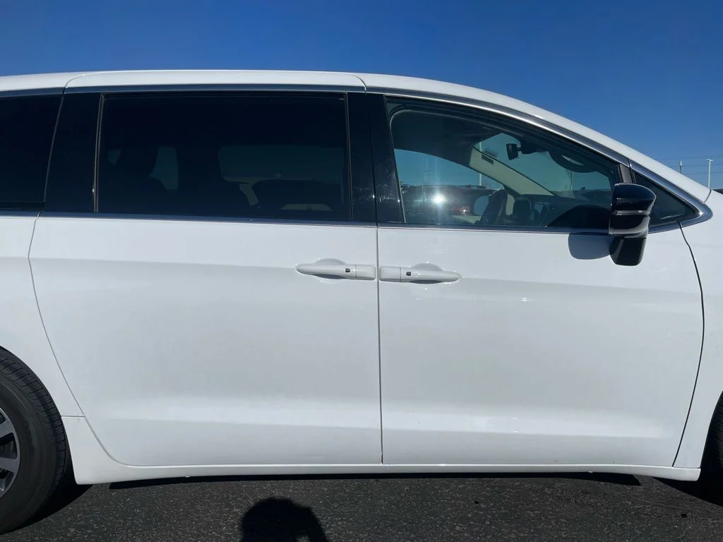 Used 2024 Chrysler Pacifica - photo 32