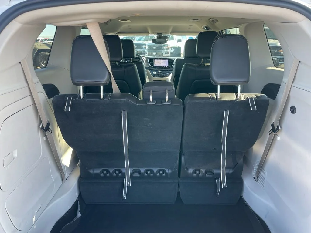 Used 2024 Chrysler Pacifica - photo 36