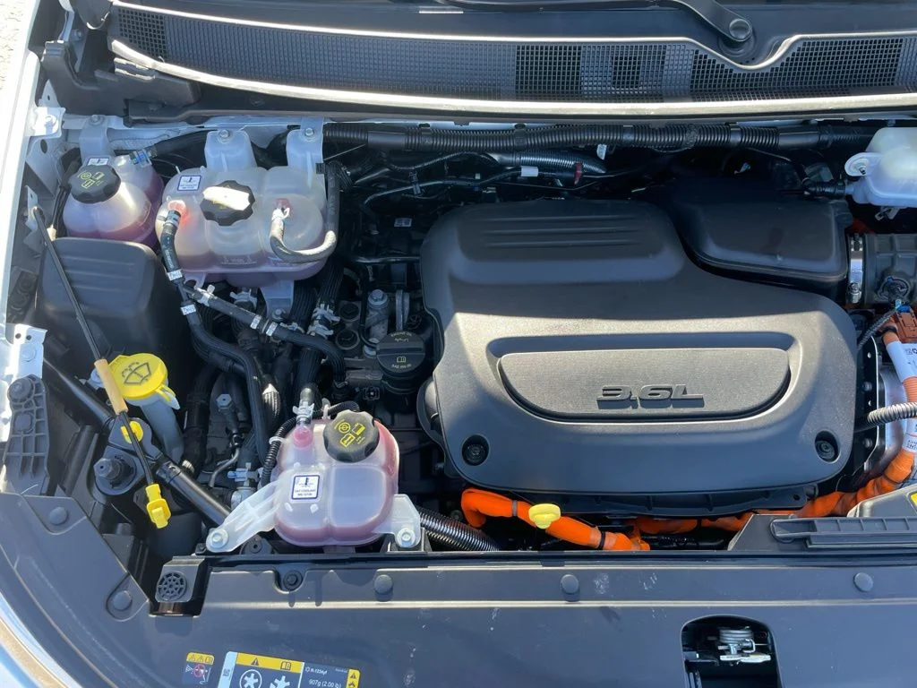 Used 2024 Chrysler Pacifica - photo 45