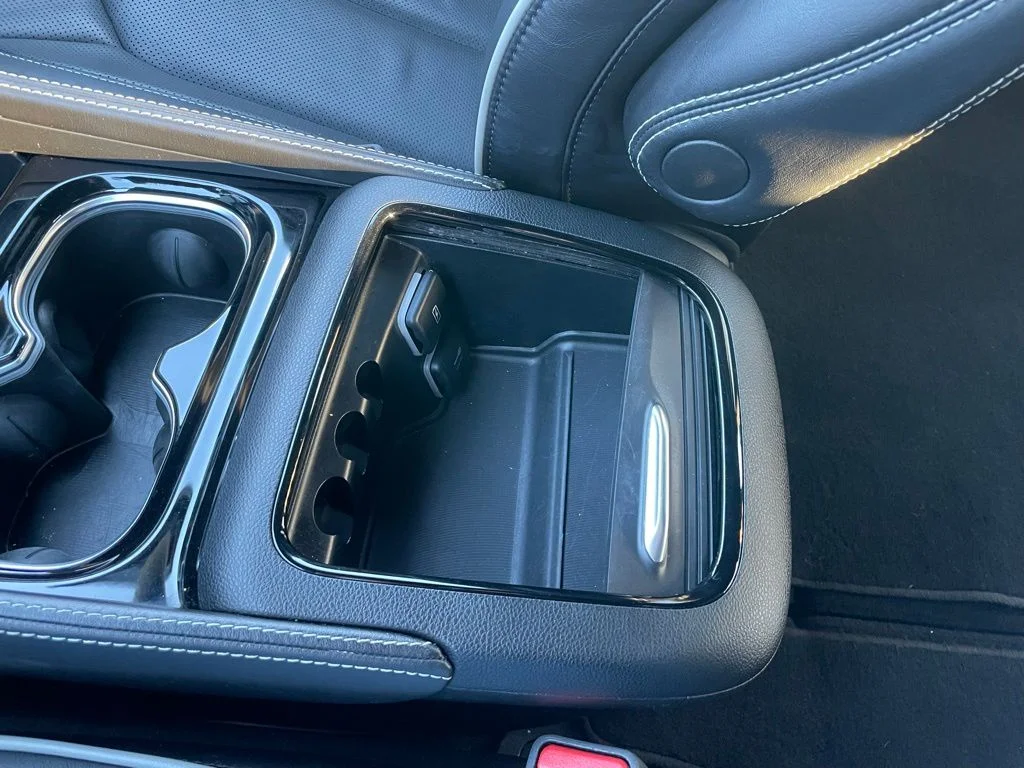 Used 2025 Chrysler Pacifica - photo 51