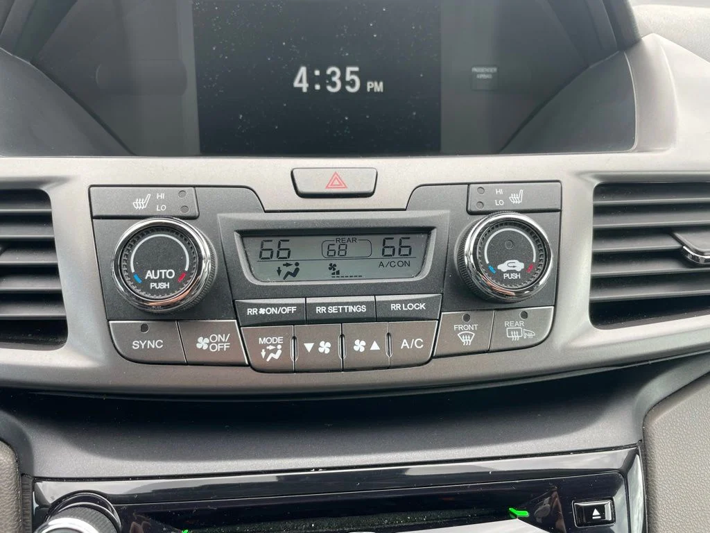 Used 2016 Honda Odyssey - photo 14
