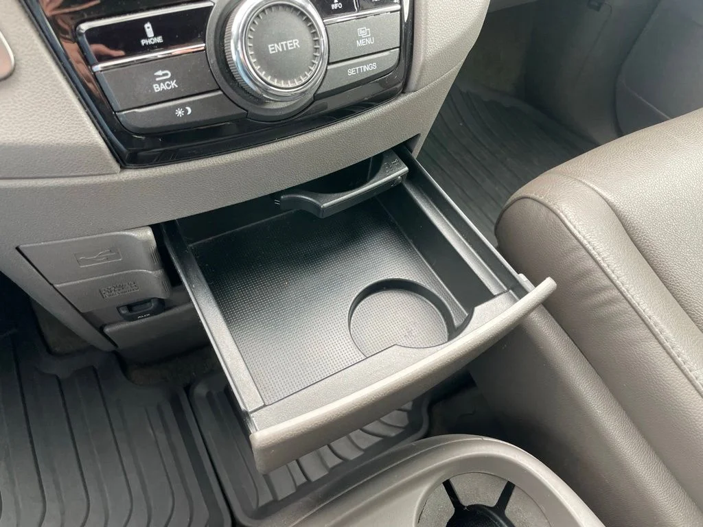 Used 2016 Honda Odyssey - photo 16