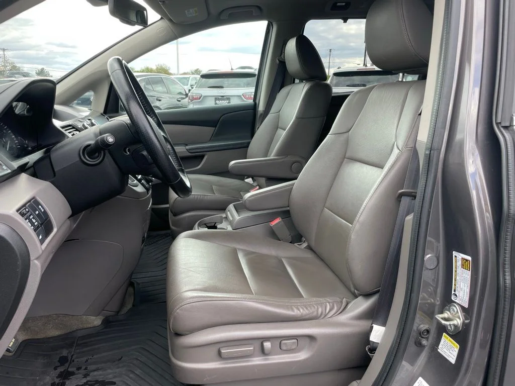 Used 2016 Honda Odyssey - photo 9