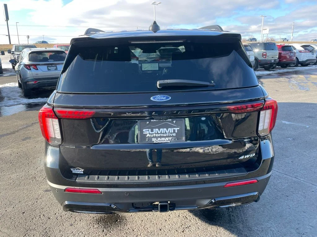 Used 2025 Ford Explorer - photo 36