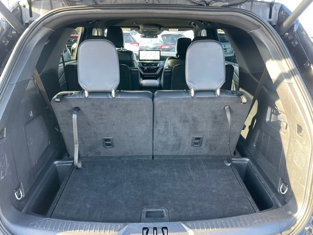Used 2025 Ford Explorer - photo 37