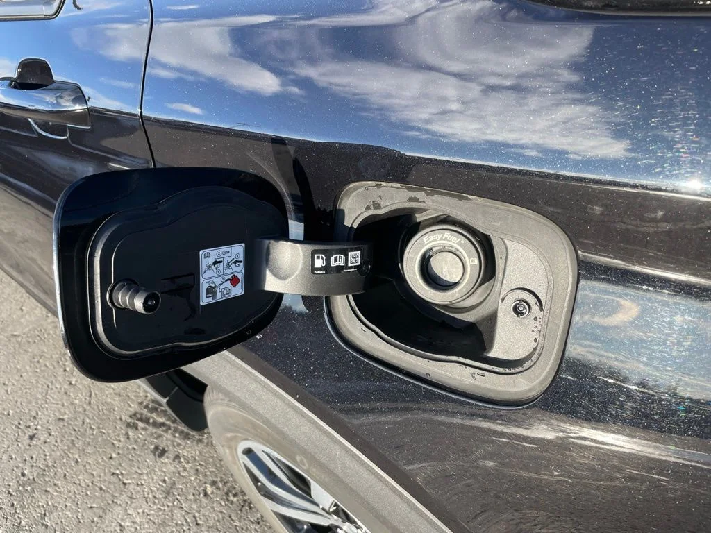 Used 2025 Ford Explorer - photo 62