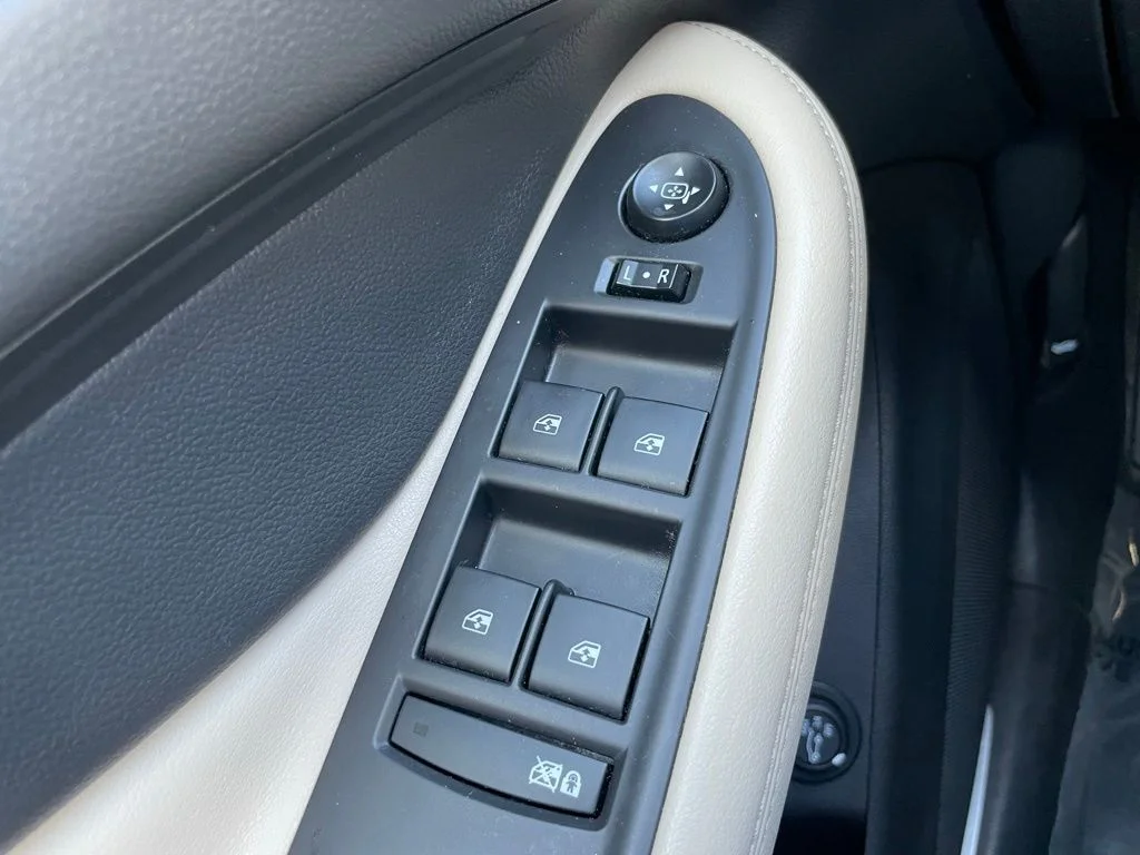 Used 2017 Buick Envision - photo 23