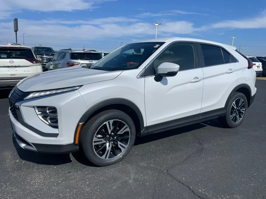 Used 2024 Mitsubishi Eclipse Cross - photo 8