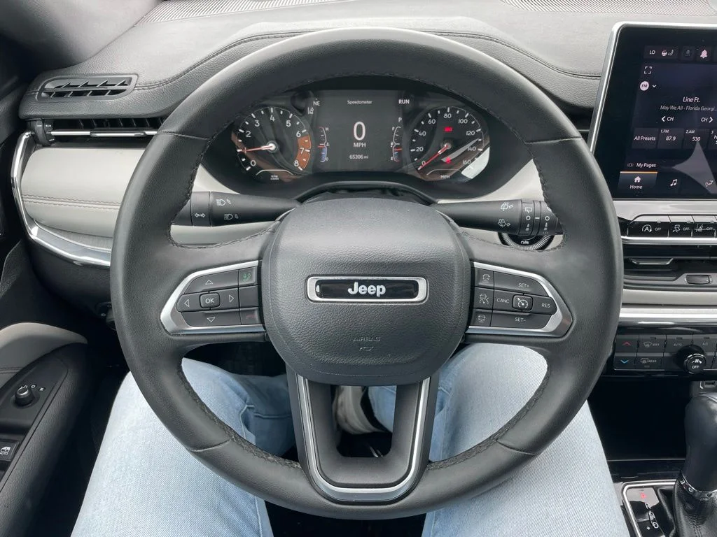 Used 2023 Jeep Compass - photo 22