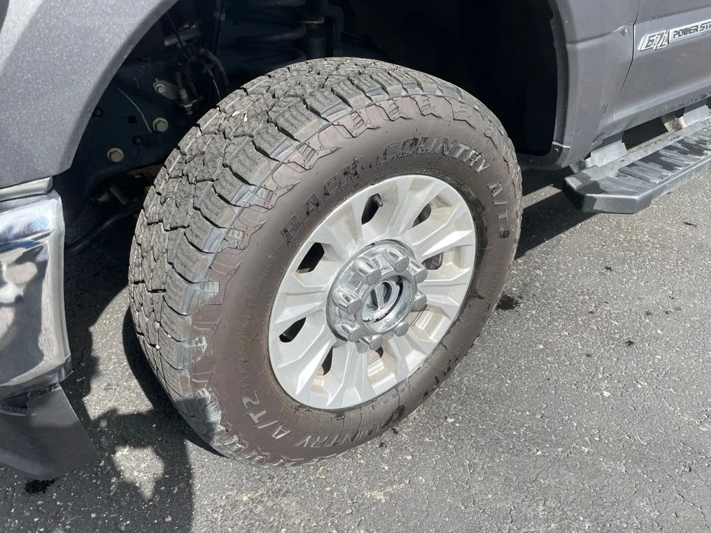 Used 2022 Ford F-250 - photo 2