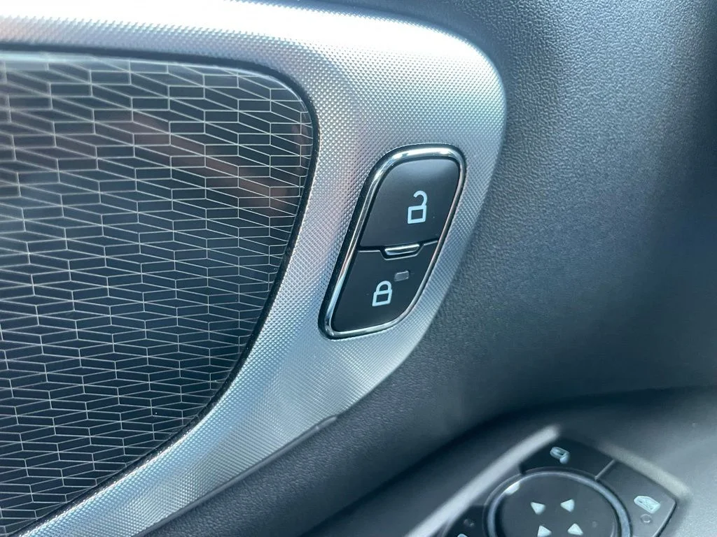 Used 2025 Ford Expedition MAX - photo 33