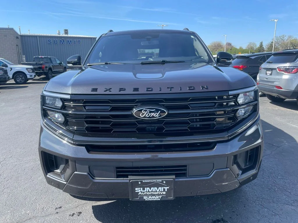 Used 2025 Ford Expedition MAX - photo 34