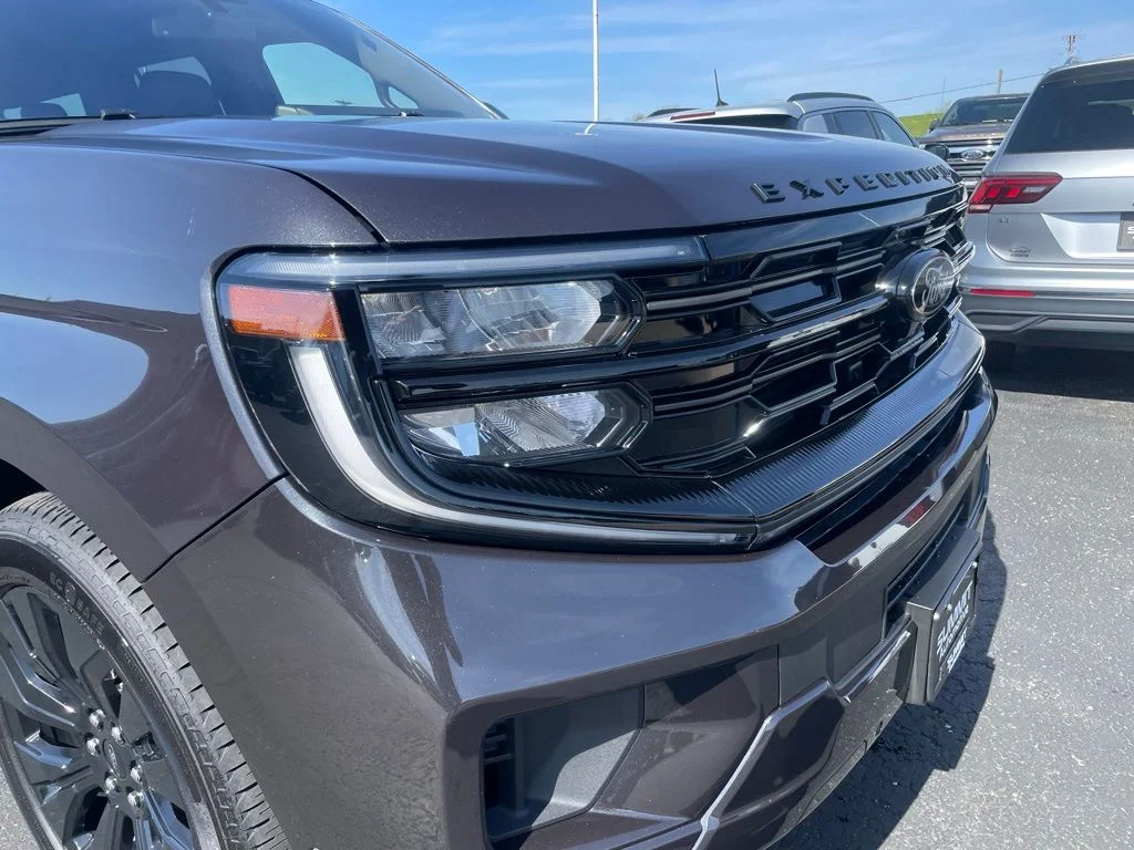 Used 2025 Ford Expedition MAX - photo 35
