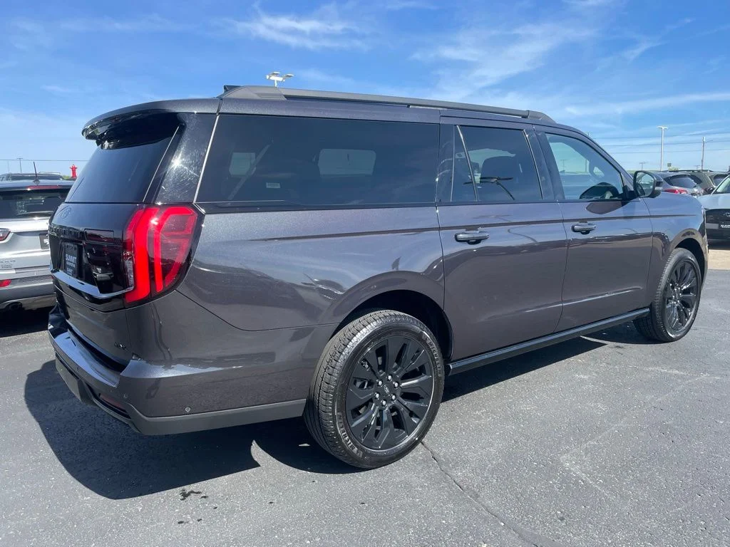 Used 2025 Ford Expedition MAX - photo 6