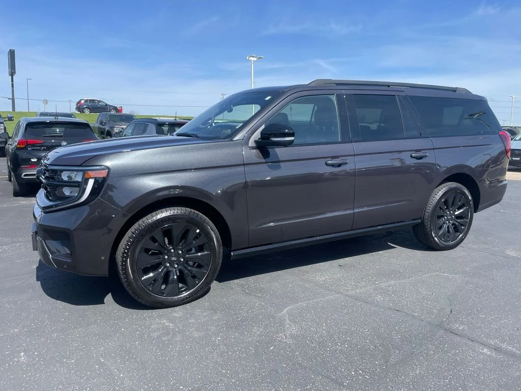 Used 2025 Ford Expedition MAX - photo 8