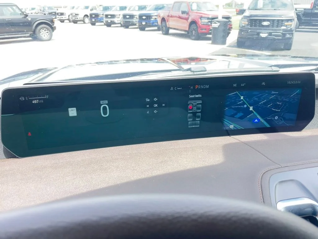 Used 2025 Ford Expedition MAX - photo 12