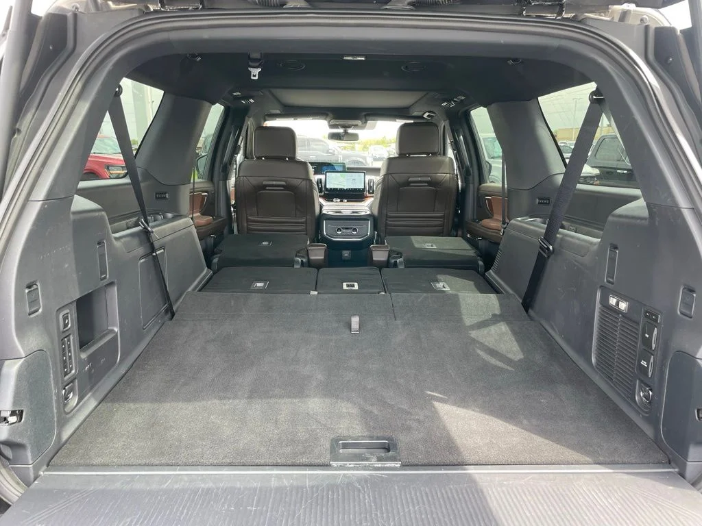Used 2025 Ford Expedition MAX - photo 44