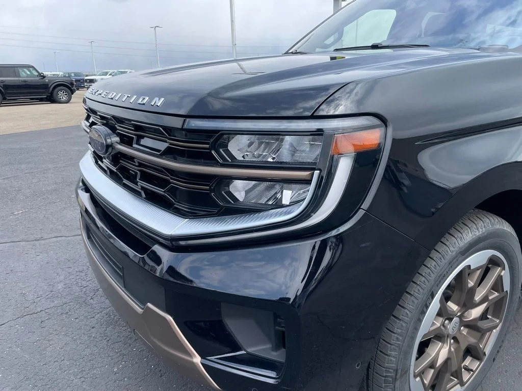 Used 2025 Ford Expedition MAX - photo 48
