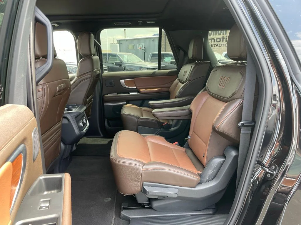 Used 2025 Ford Expedition MAX - photo 10